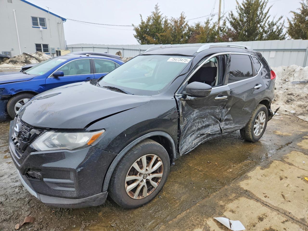 2017 NISSAN ROGUE S