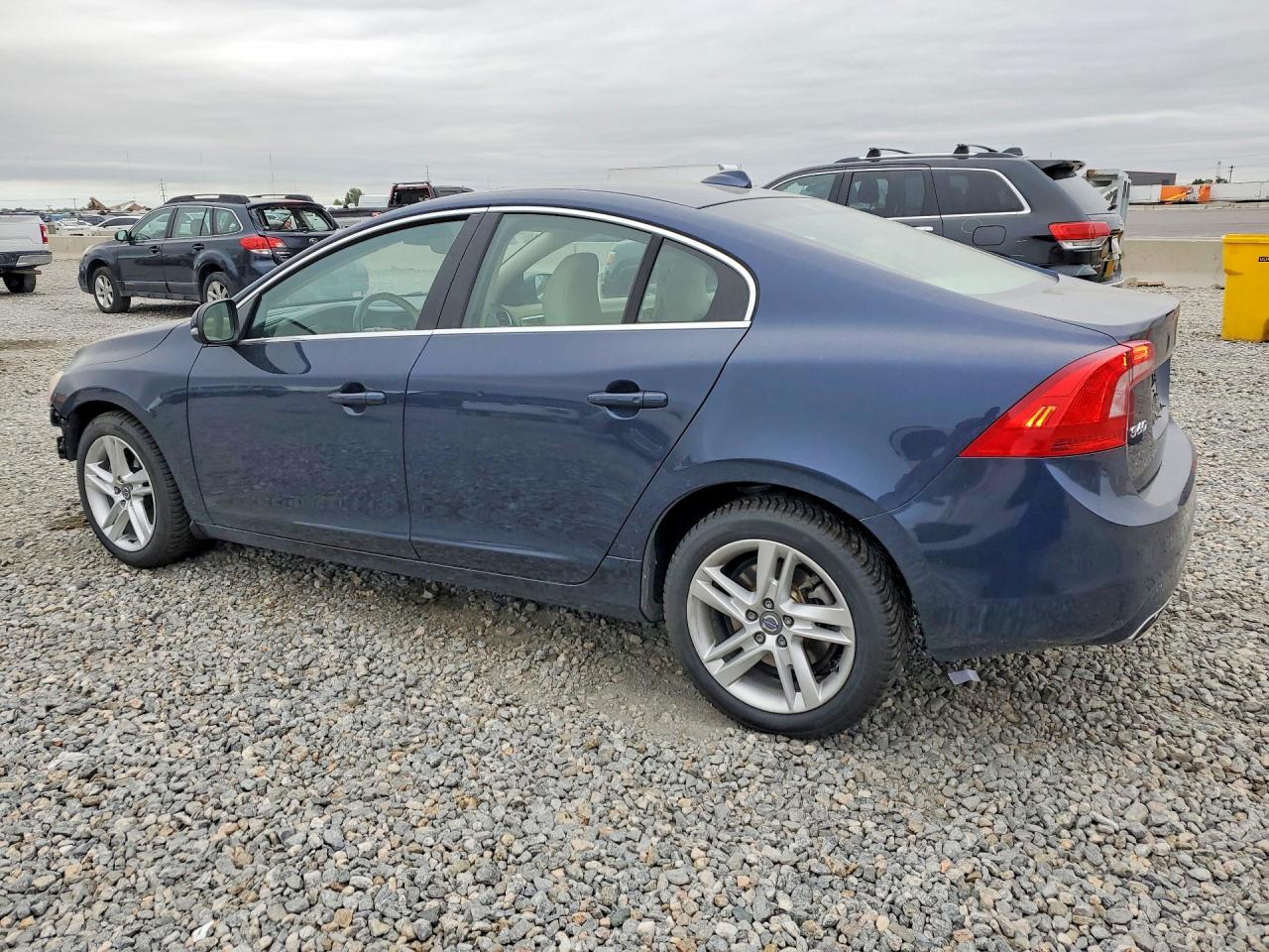 2015 VOLVO S60 PLATINUM — снимка 2