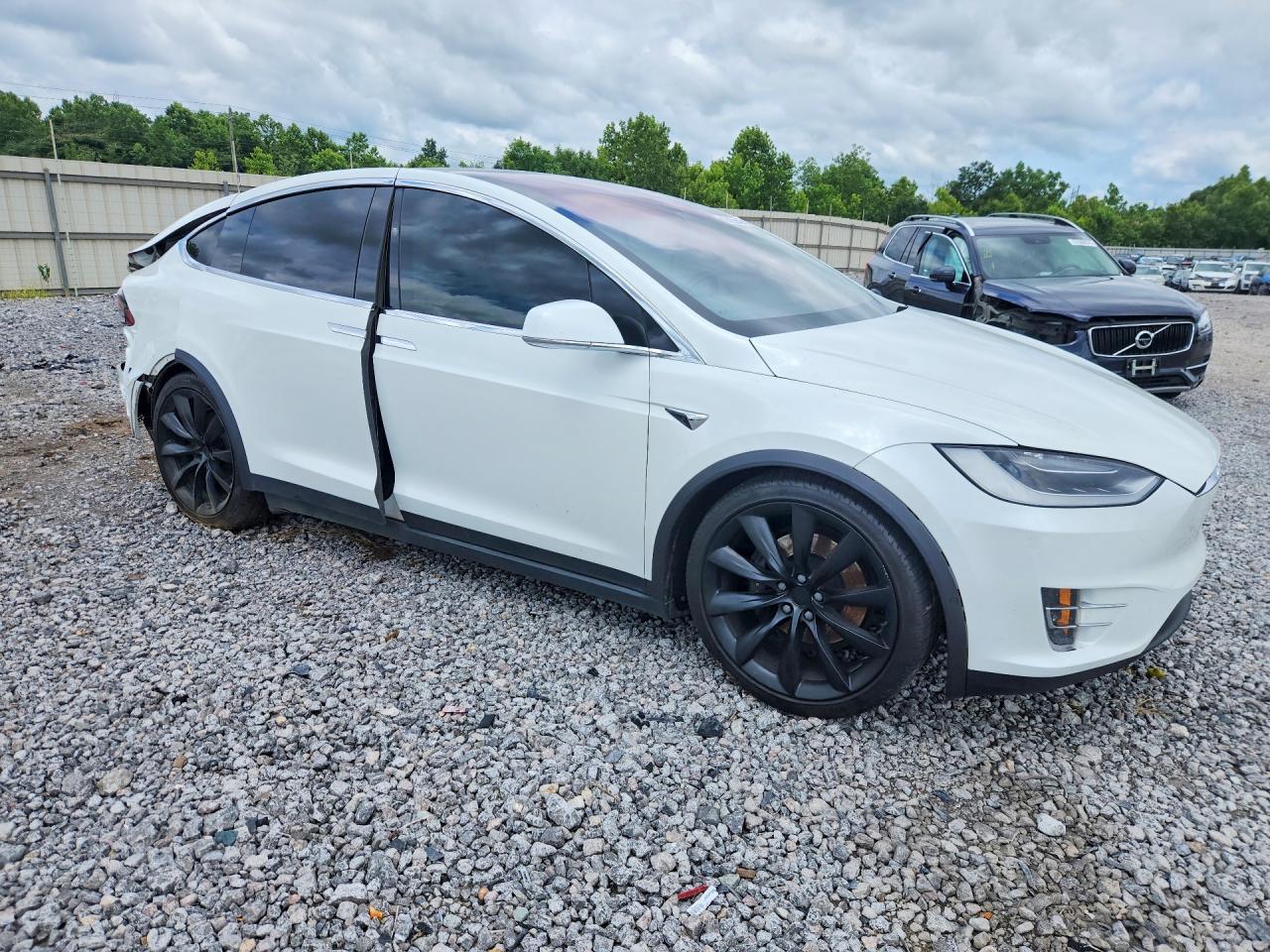 2017 TESLA MODEL X — снимка 4
