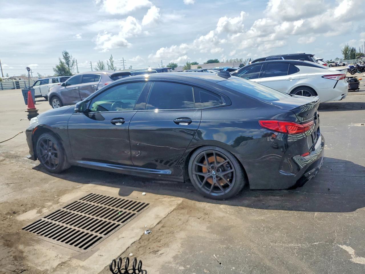 2021 BMW M235XI — снимка 2