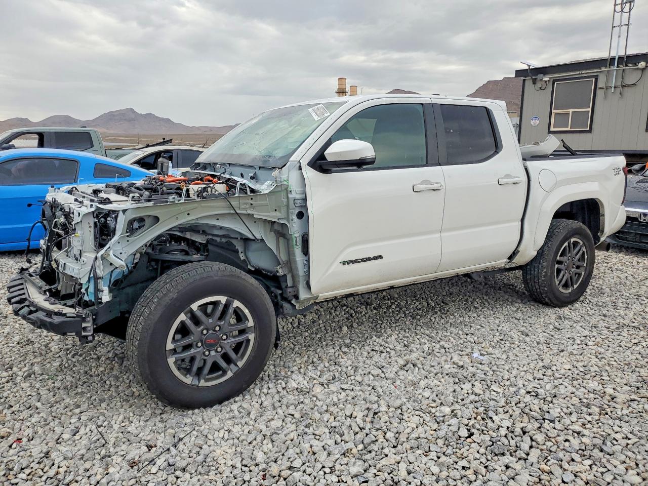2024 TOYOTA TACOMA TRD SPORT HV