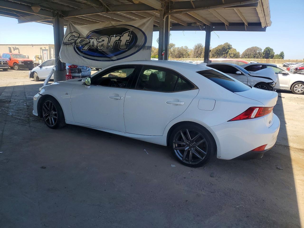 2015 LEXUS IS 250 — снимка 2