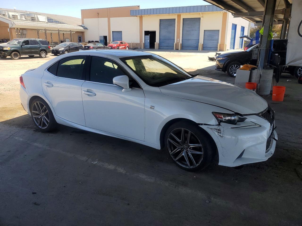 2015 LEXUS IS 250 — снимка 4