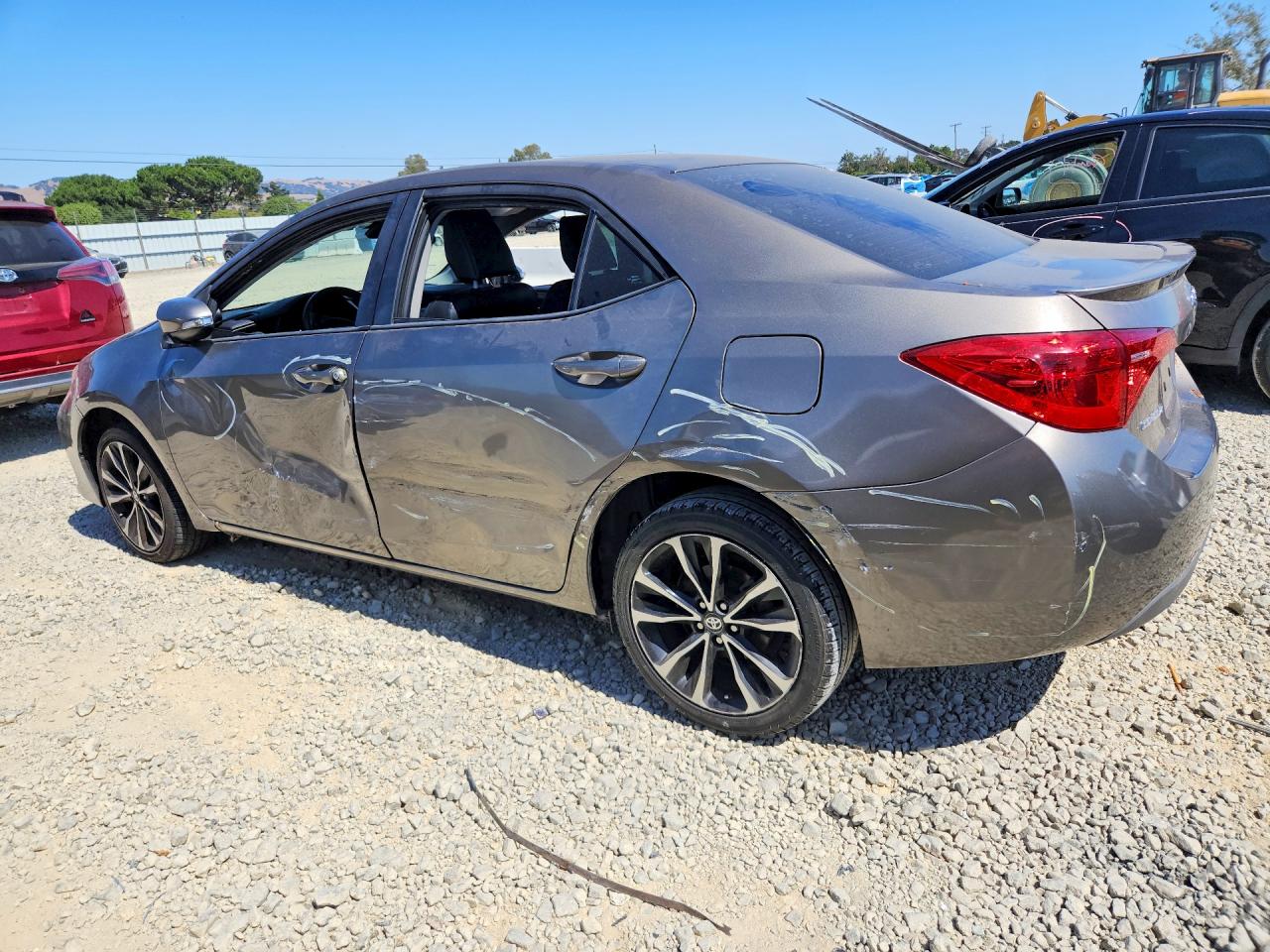 2017 TOYOTA COROLLA SE — снимка 2