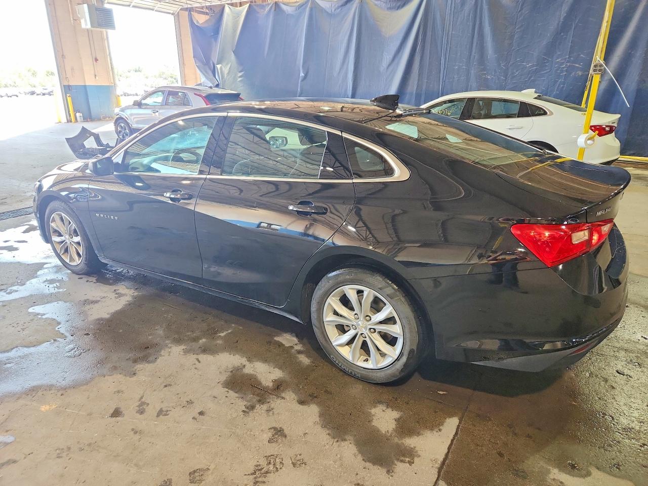 2023 CHEVROLET MALIBU LT — снимка 2