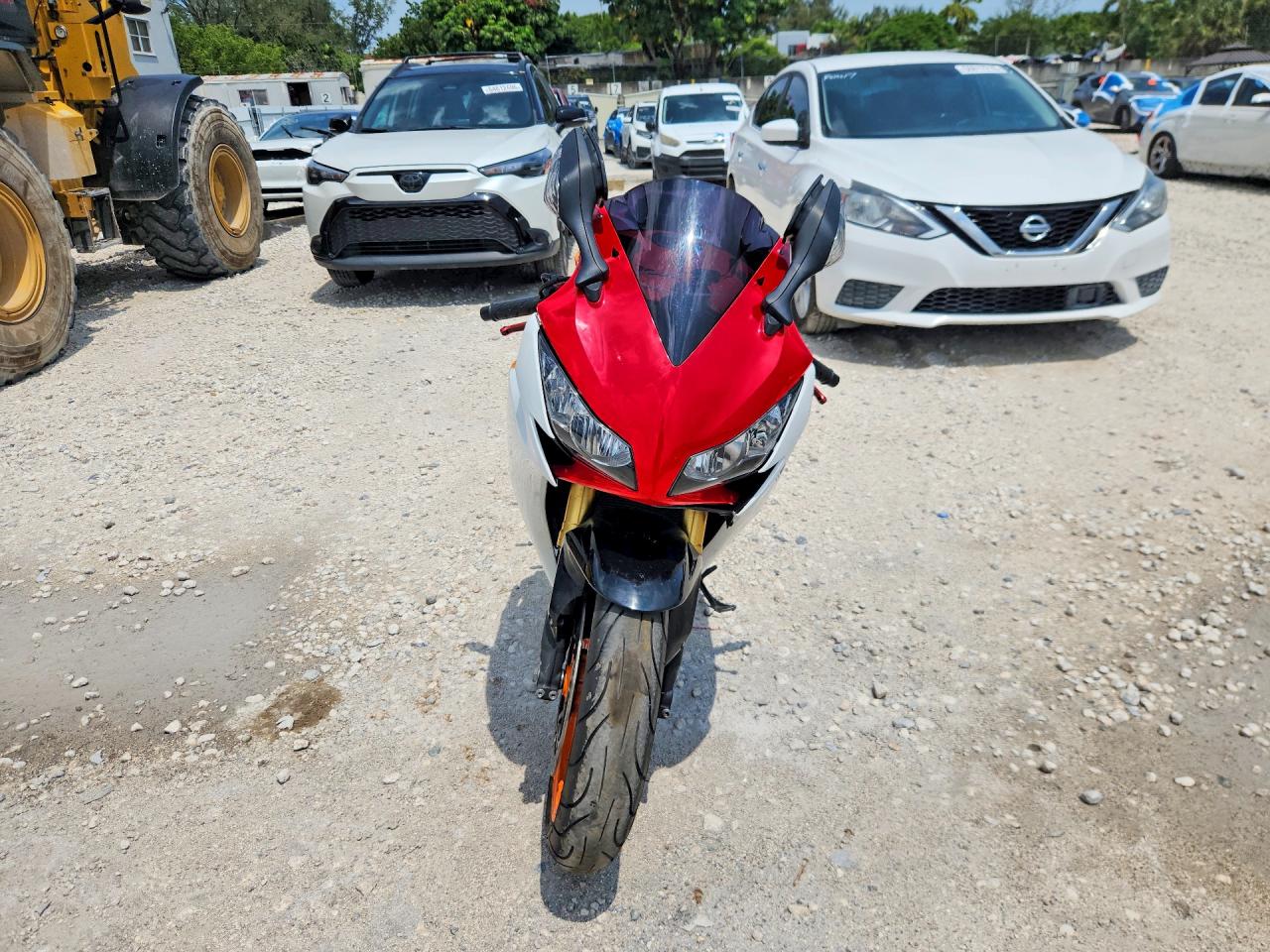 2015 HONDA CBR1000 RR — снимка 2