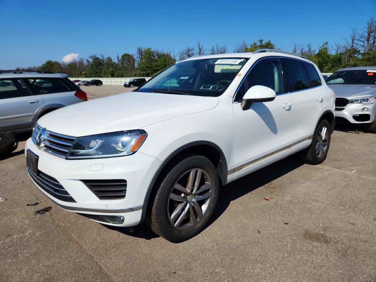 2015 VOLKSWAGEN TOUAREG V6 TDI