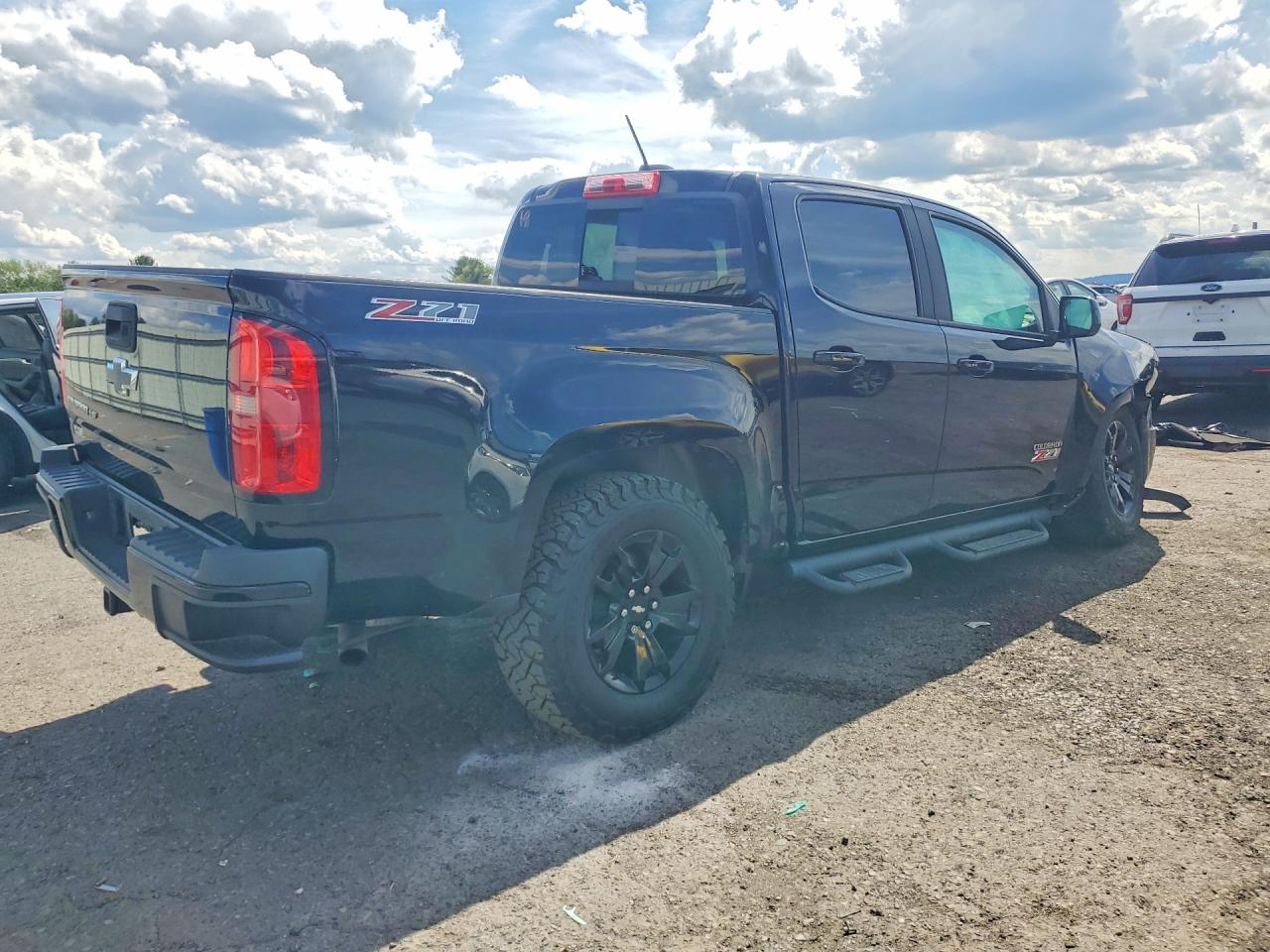 2017 CHEVROLET COLORADO Z71 — снимка 3
