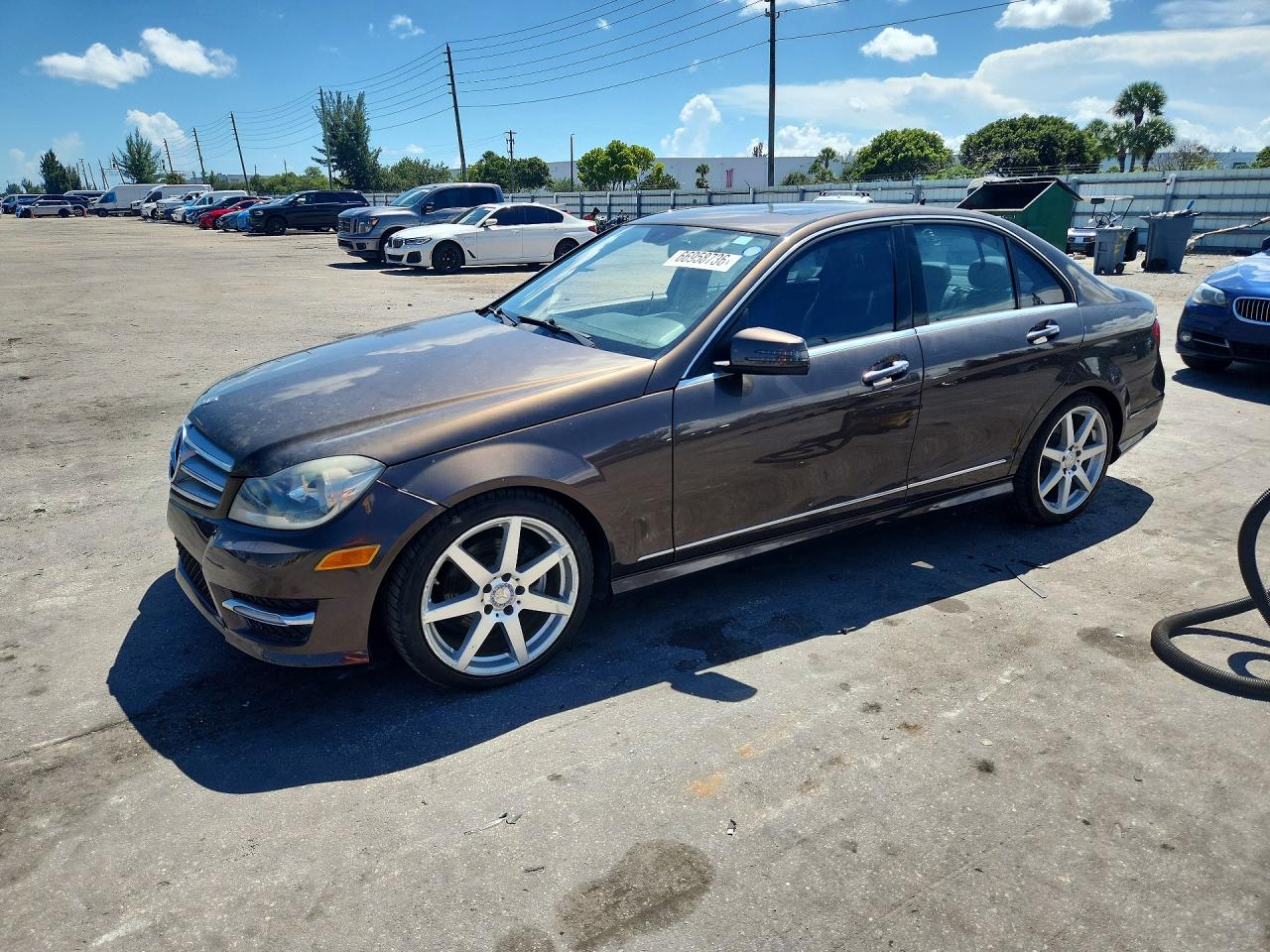 2013 MERCEDES-BENZ C 250