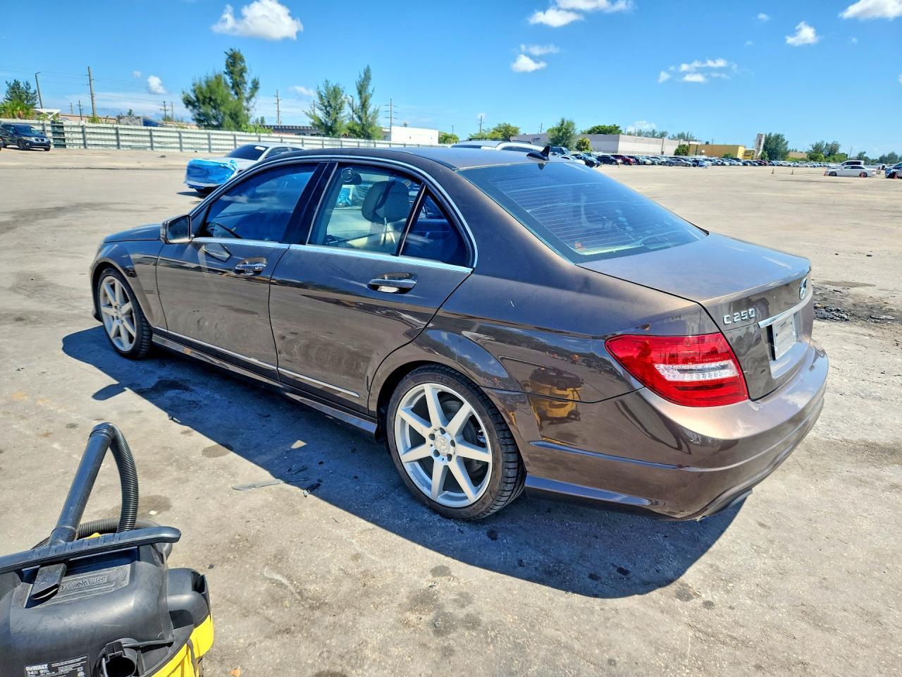 2013 MERCEDES-BENZ C 250 — снимка 2