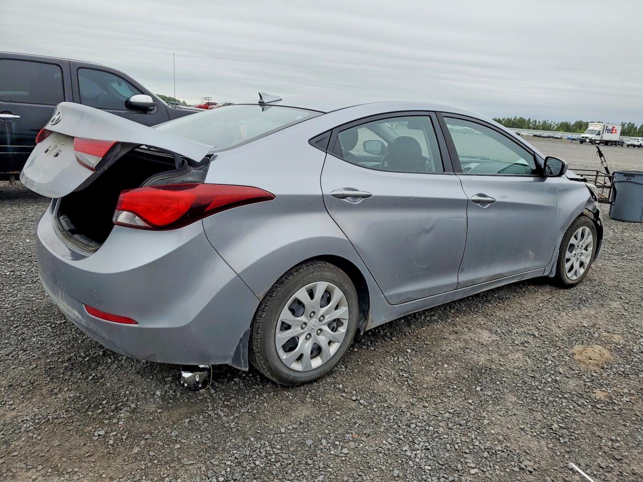 2016 HYUNDAI ELANTRA SE — снимка 3
