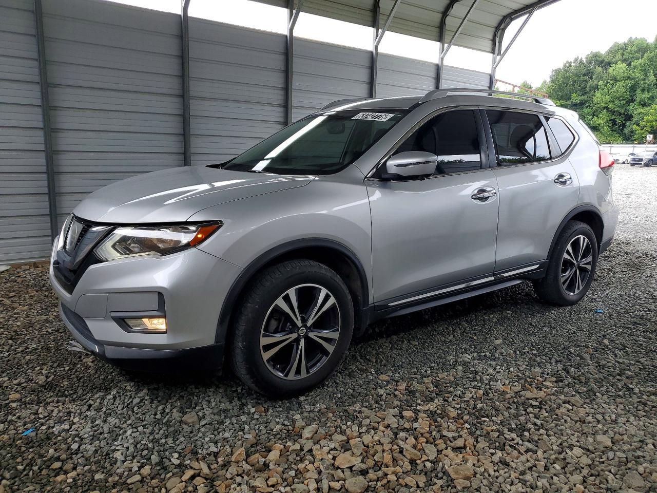 2017 NISSAN ROGUE SL