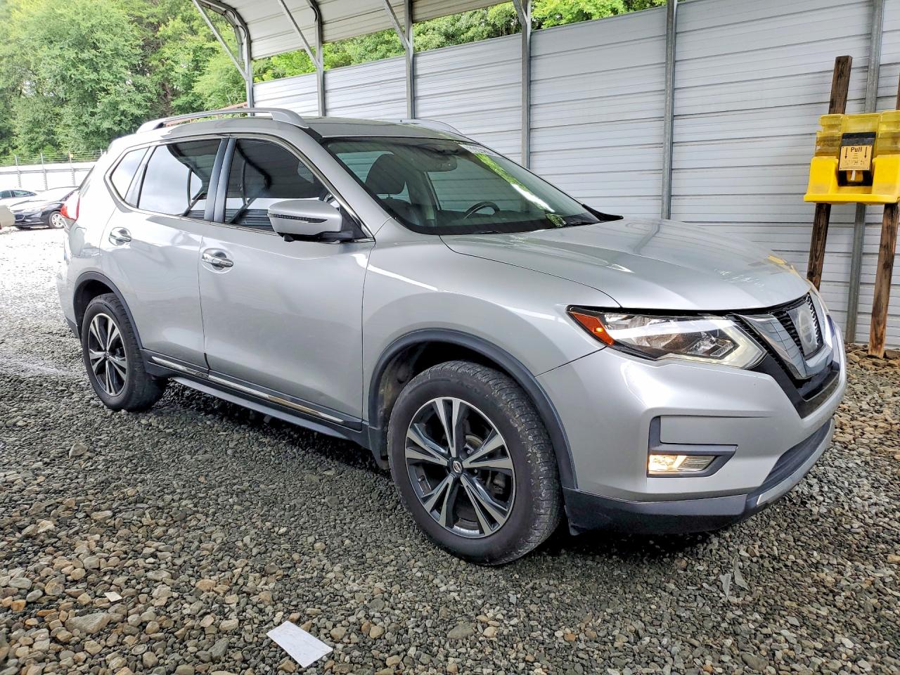 2017 NISSAN ROGUE SL — снимка 4