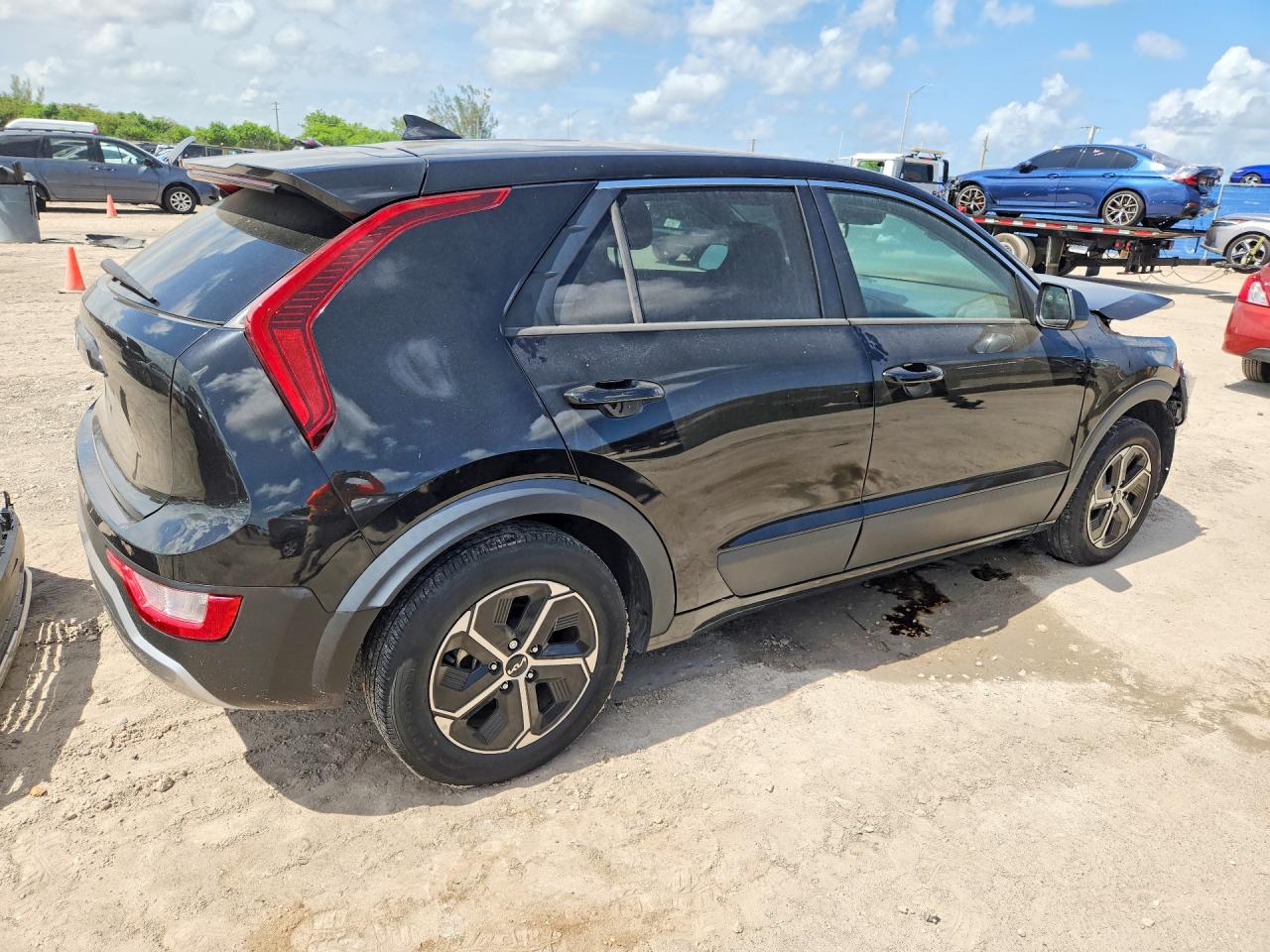 2023 KIA NIRO LX — снимка 3
