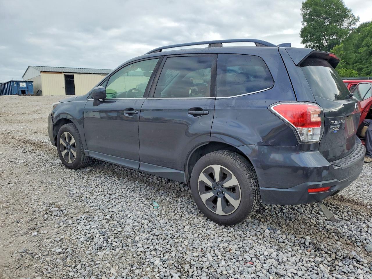 2018 SUBARU FORESTER 2.5I LIMITED — снимка 2