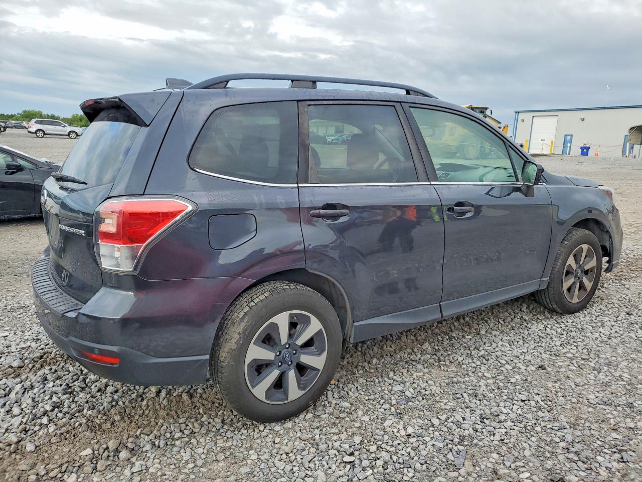 2018 SUBARU FORESTER 2.5I LIMITED — снимка 3