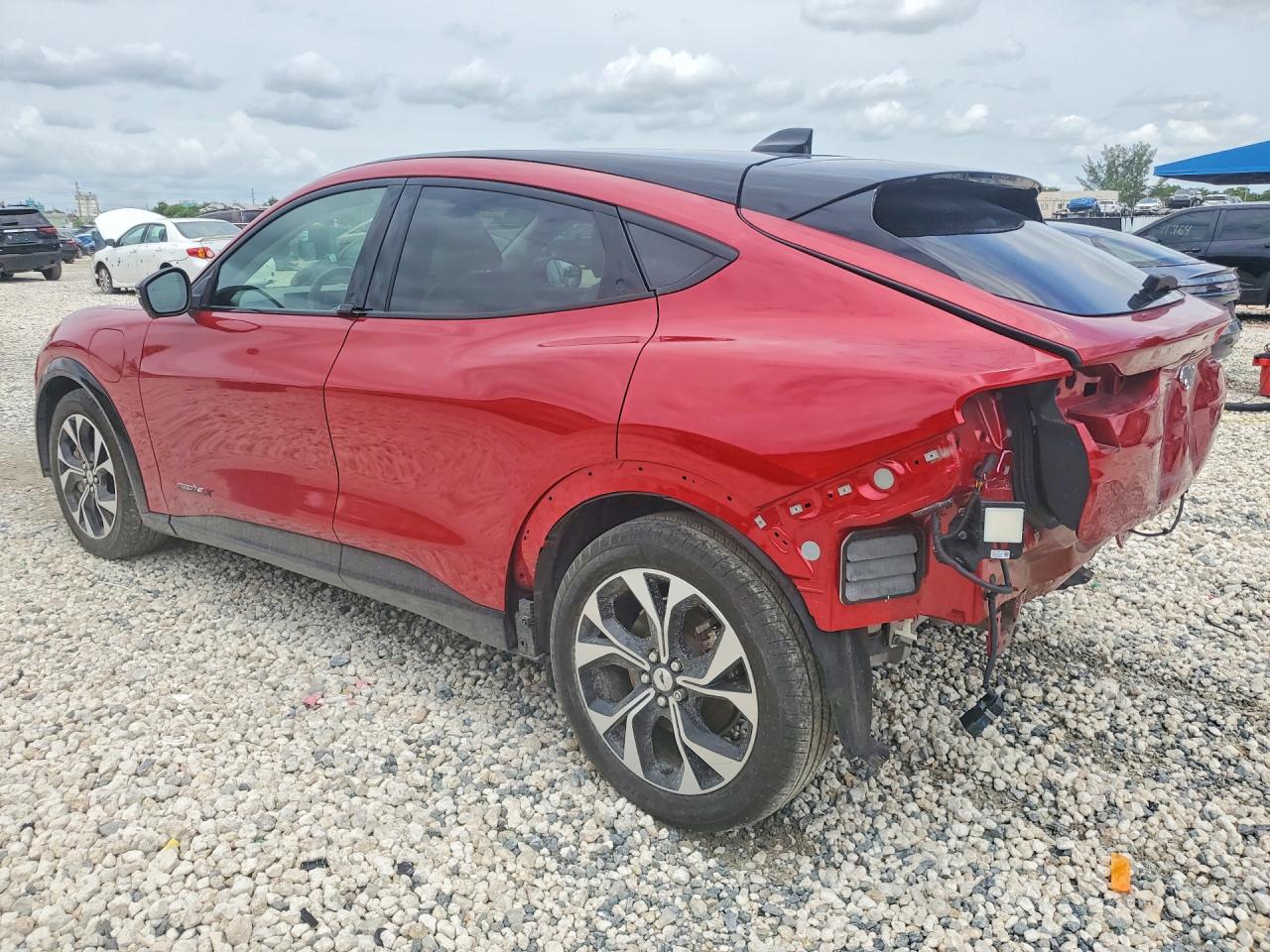 2022 FORD MUSTANG MACH-E PREMIUM — снимка 2