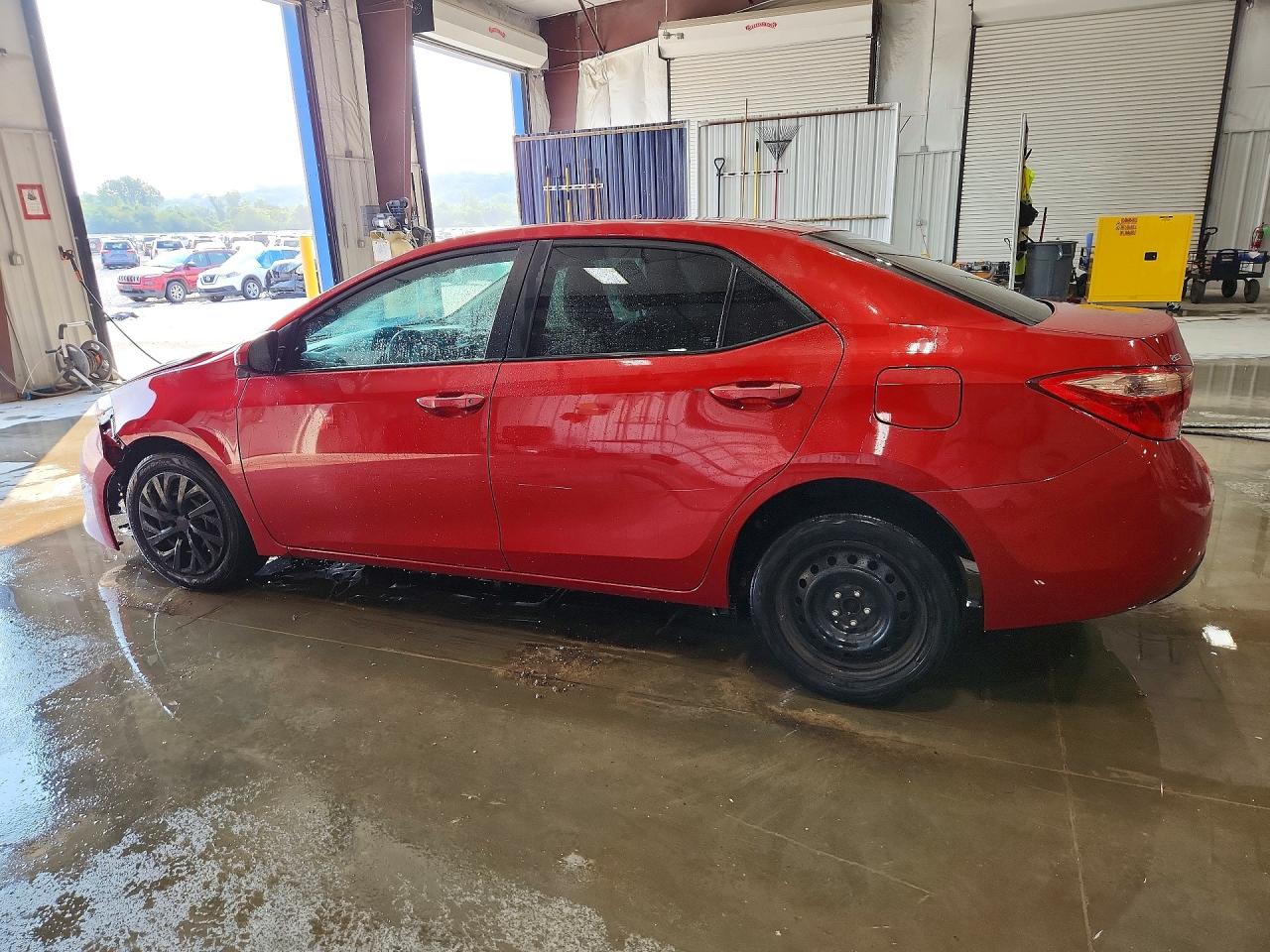 2017 TOYOTA COROLLA LE — снимка 2