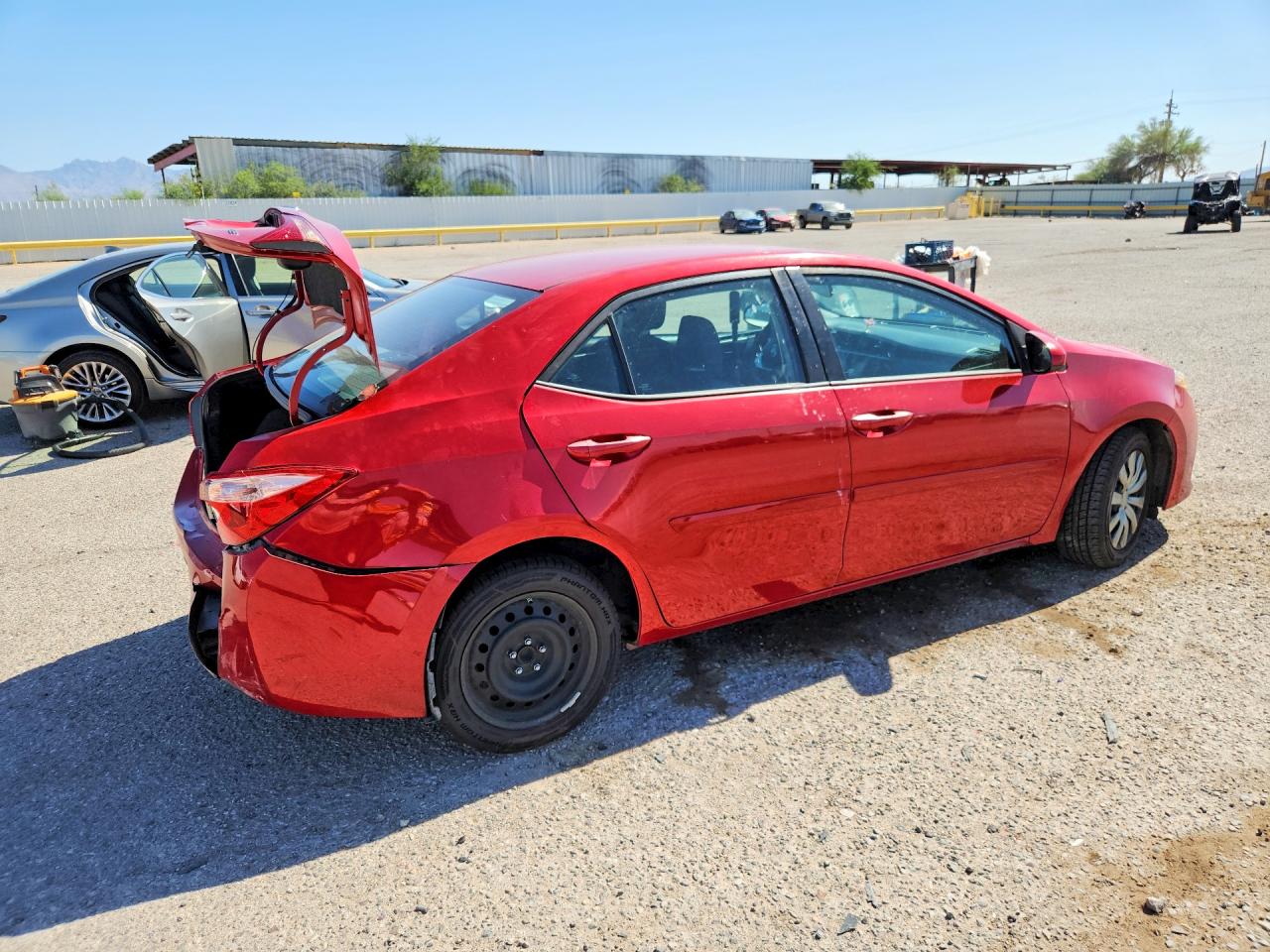 2017 TOYOTA COROLLA — снимка 3