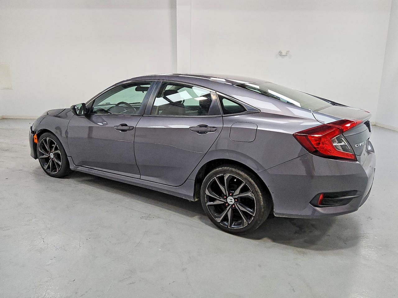 2018 HONDA CIVIC LX — снимка 2