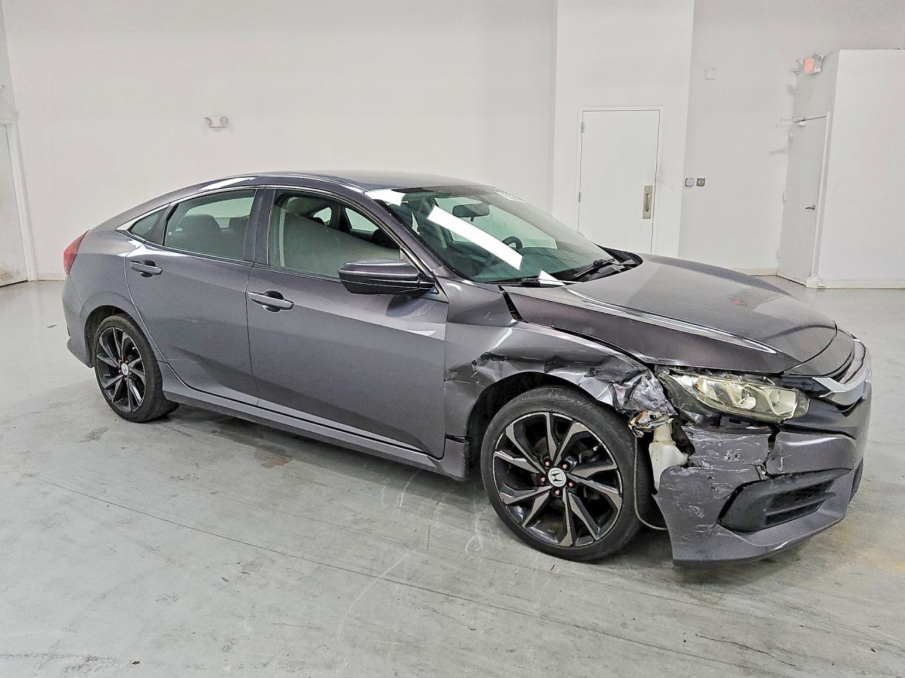 2018 HONDA CIVIC LX — снимка 4