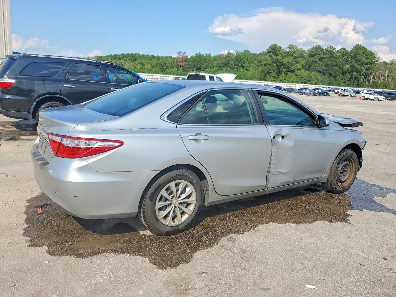 2015 TOYOTA CAMRY LE — снимка 3