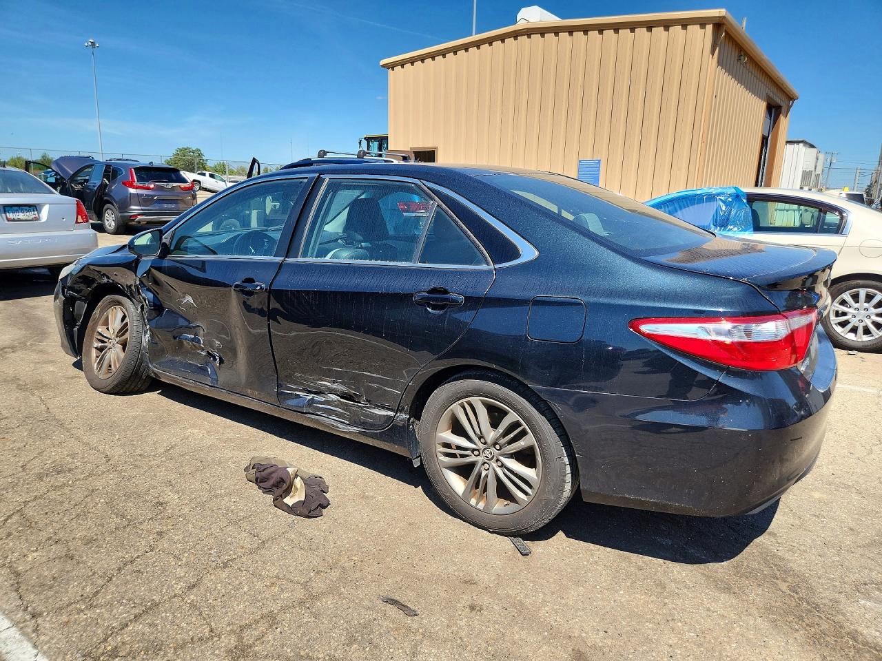 2015 TOYOTA CAMRY SE — снимка 2