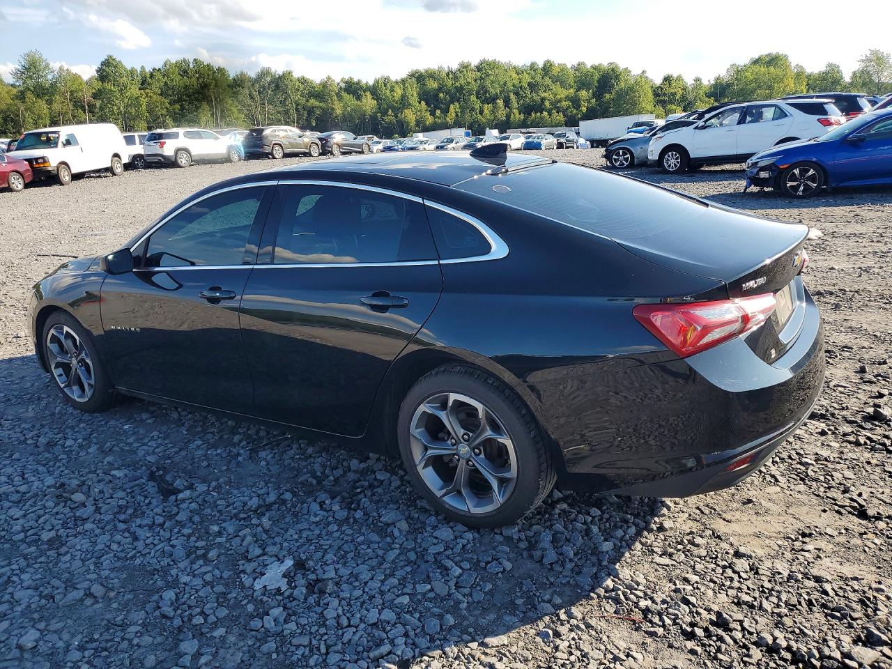 2021 CHEVROLET MALIBU LT — снимка 2