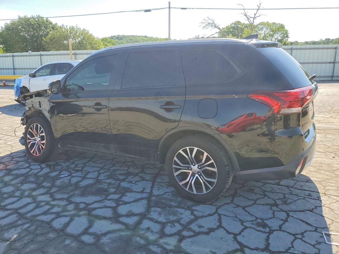 2018 MITSUBISHI OUTLANDER SE — снимка 2