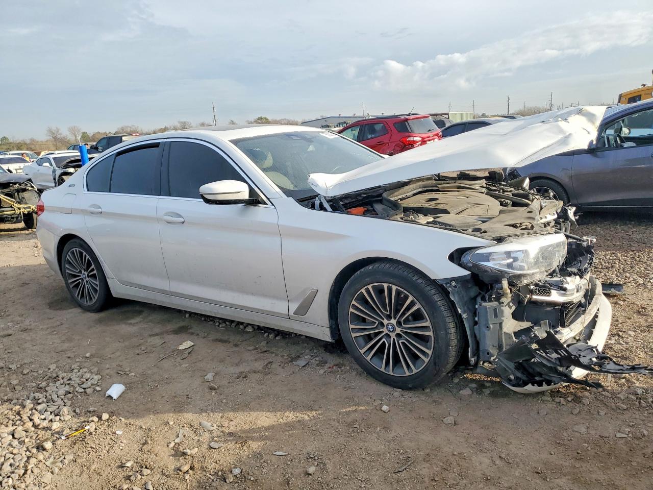 2019 BMW 530E — снимка 4