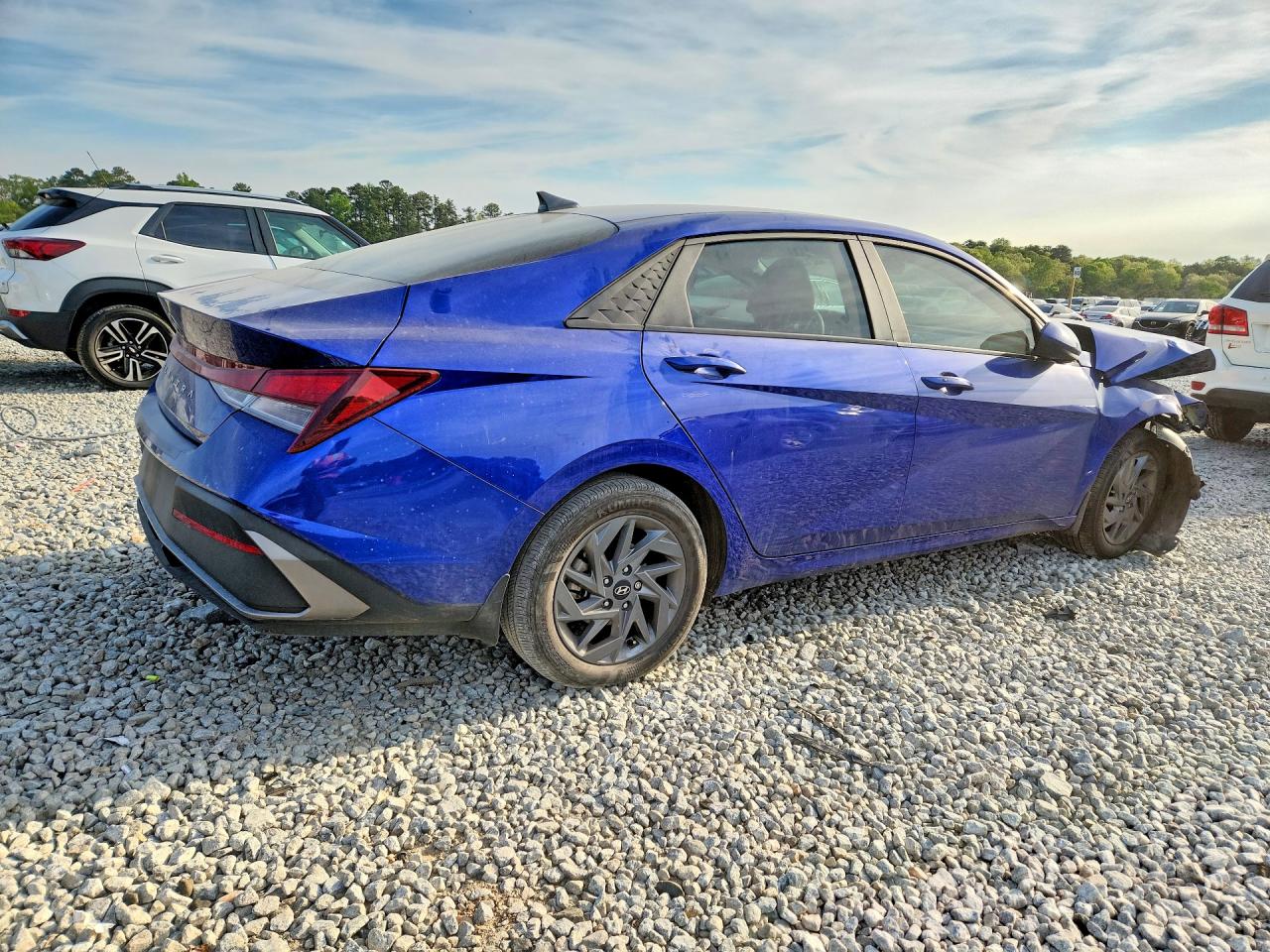 2024 HYUNDAI ELANTRA SEL — снимка 3
