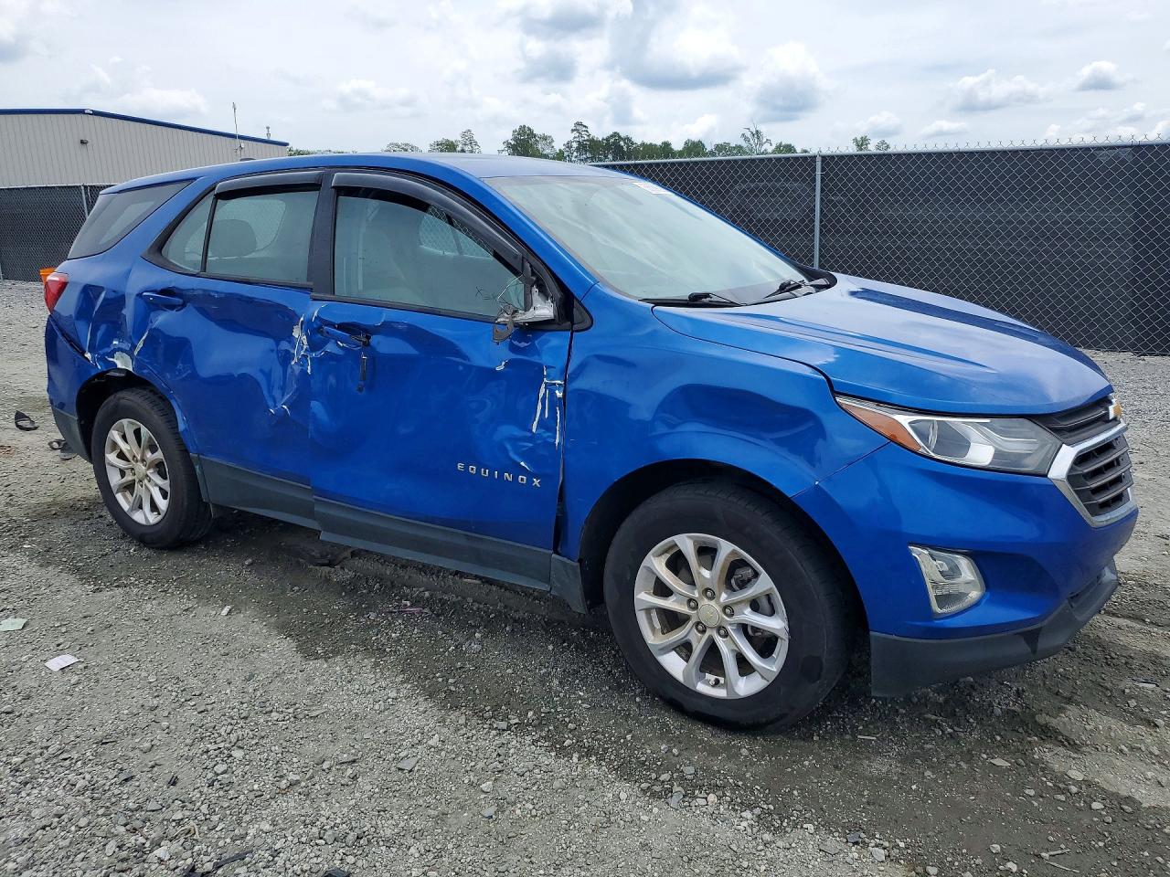 2019 CHEVROLET EQUINOX LS — снимка 4