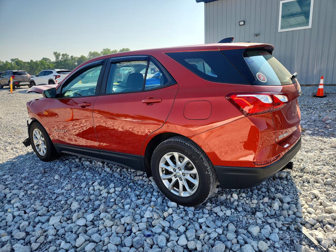 2020 CHEVROLET EQUINOX LS — снимка 2