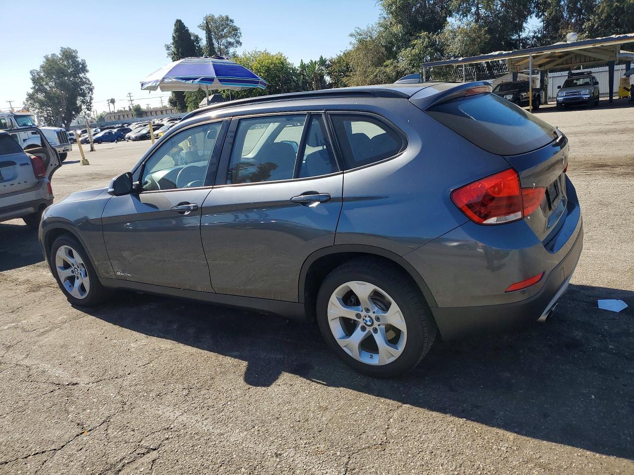 2015 BMW X1 SDRIVE28I — снимка 2