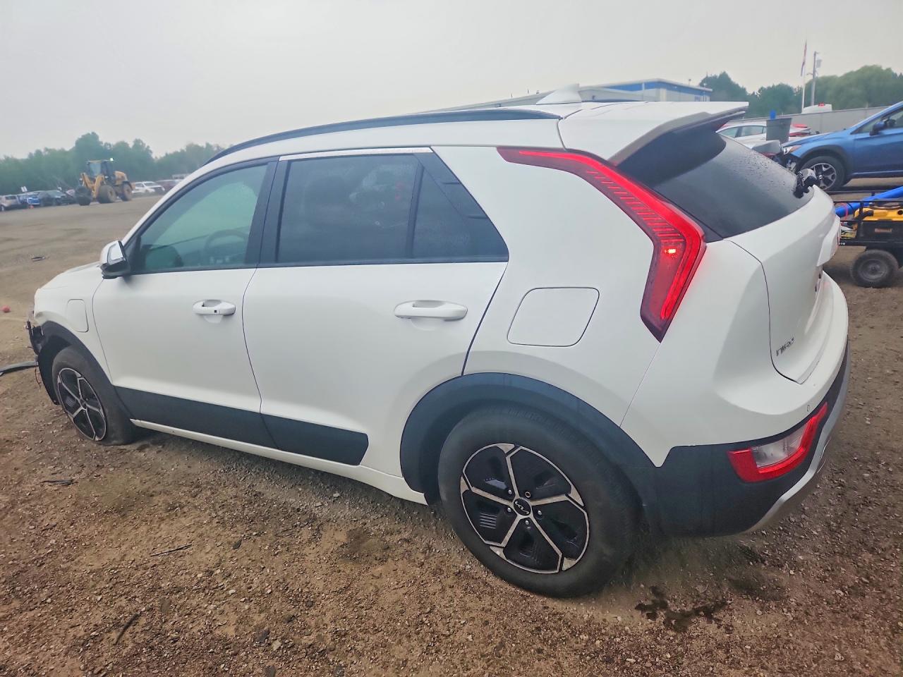 2024 KIA NIRO EX — снимка 2