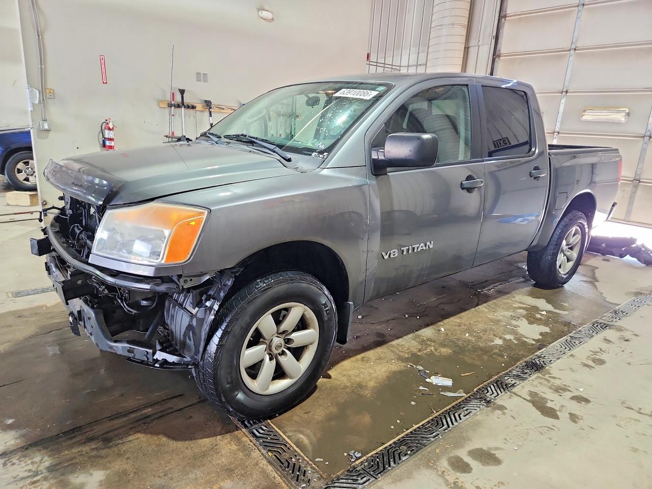 2015 NISSAN TITAN S