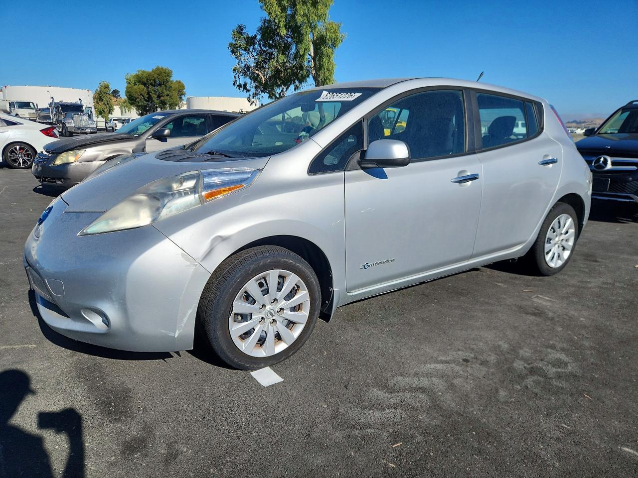 2018 NISSAN LEAF