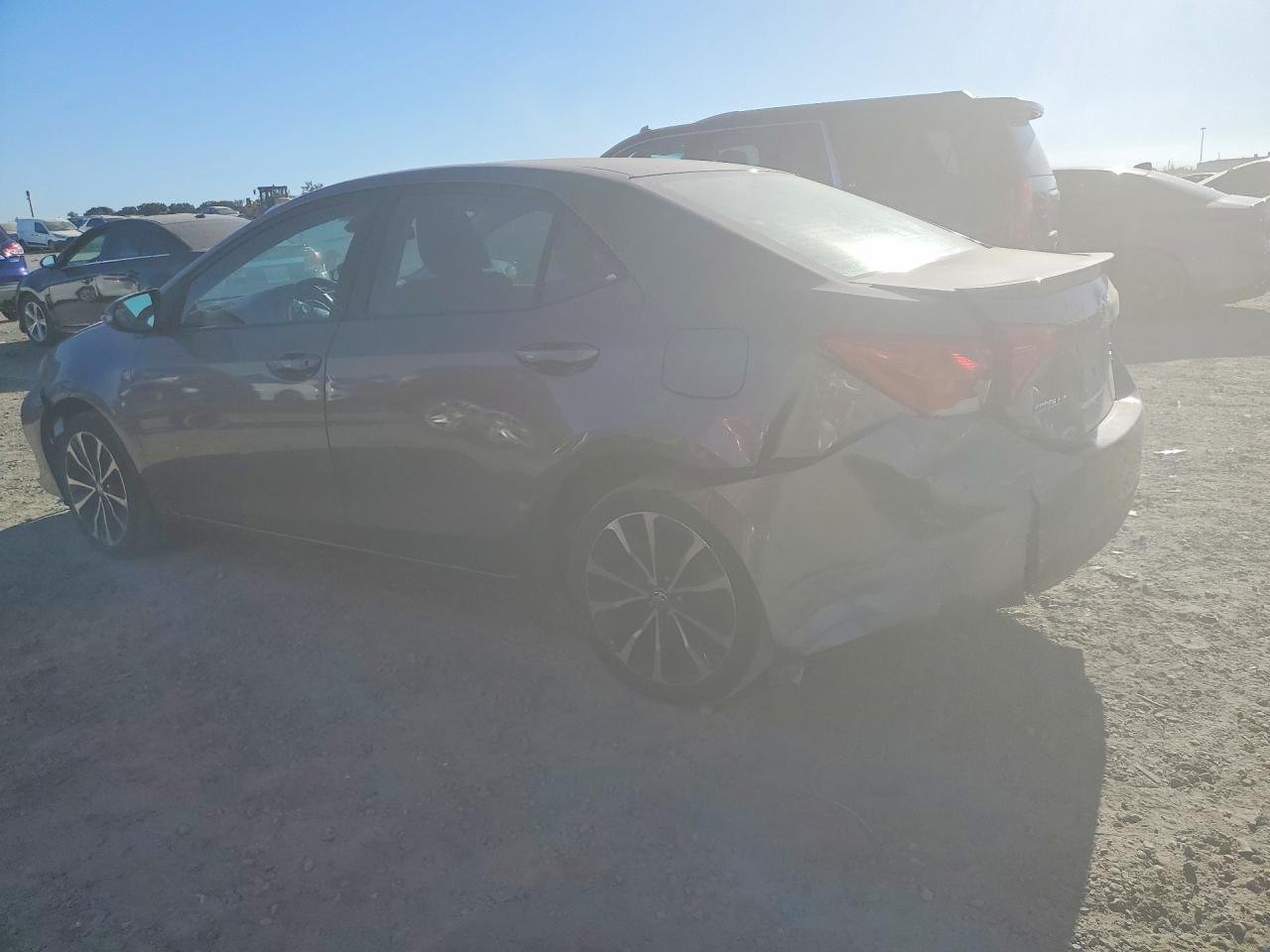 2017 TOYOTA COROLLA SE — снимка 2