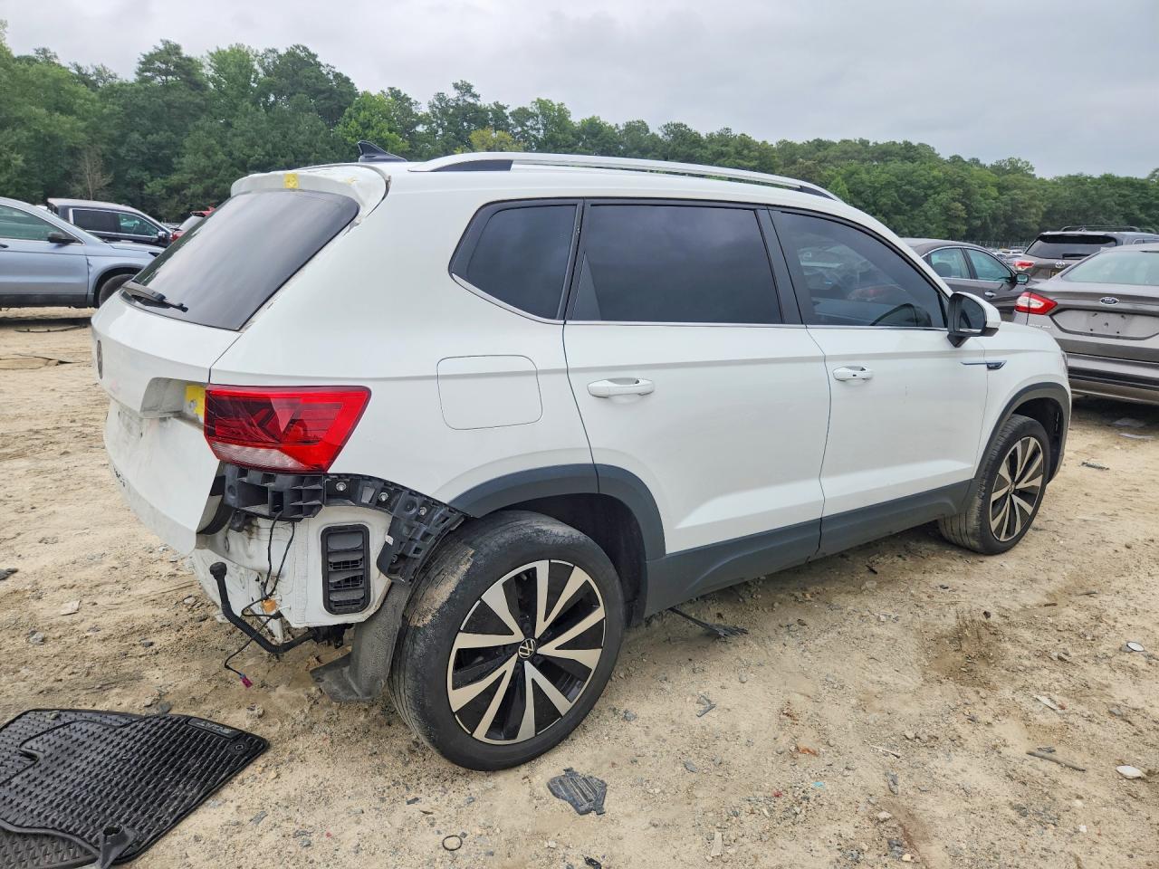 2022 VOLKSWAGEN TAOS — снимка 3