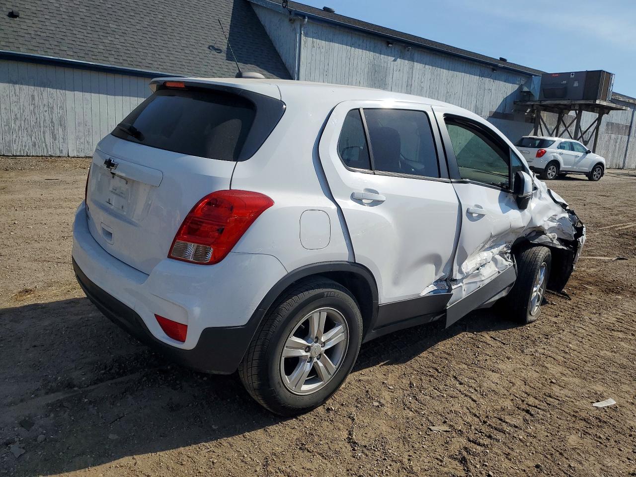 2019 CHEVROLET TRAX LS — снимка 3
