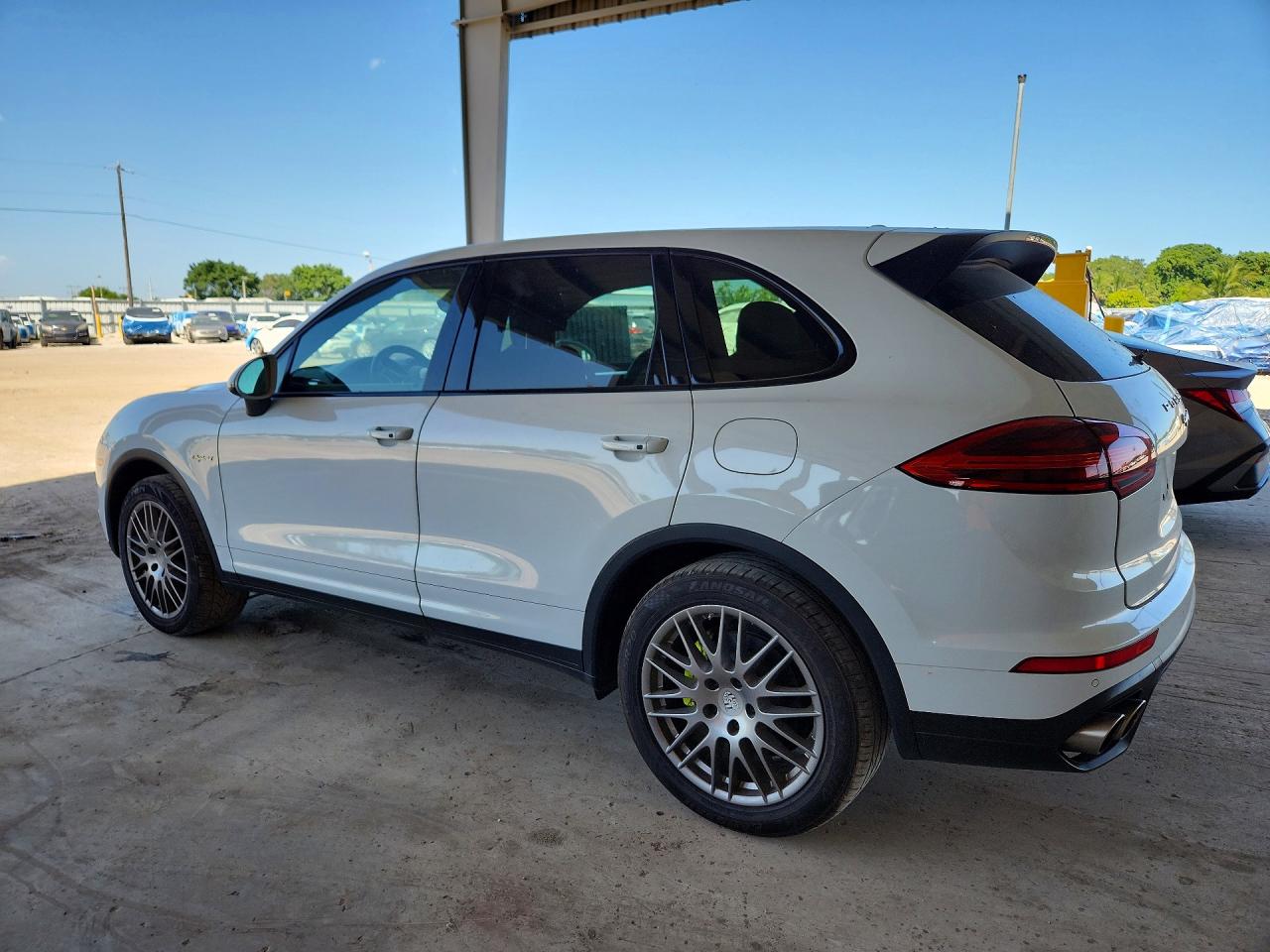 2016 PORSCHE CAYENNE SE HYBRID — снимка 2