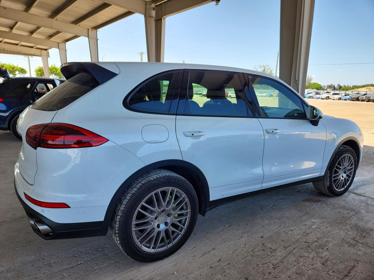 2016 PORSCHE CAYENNE SE HYBRID — снимка 3