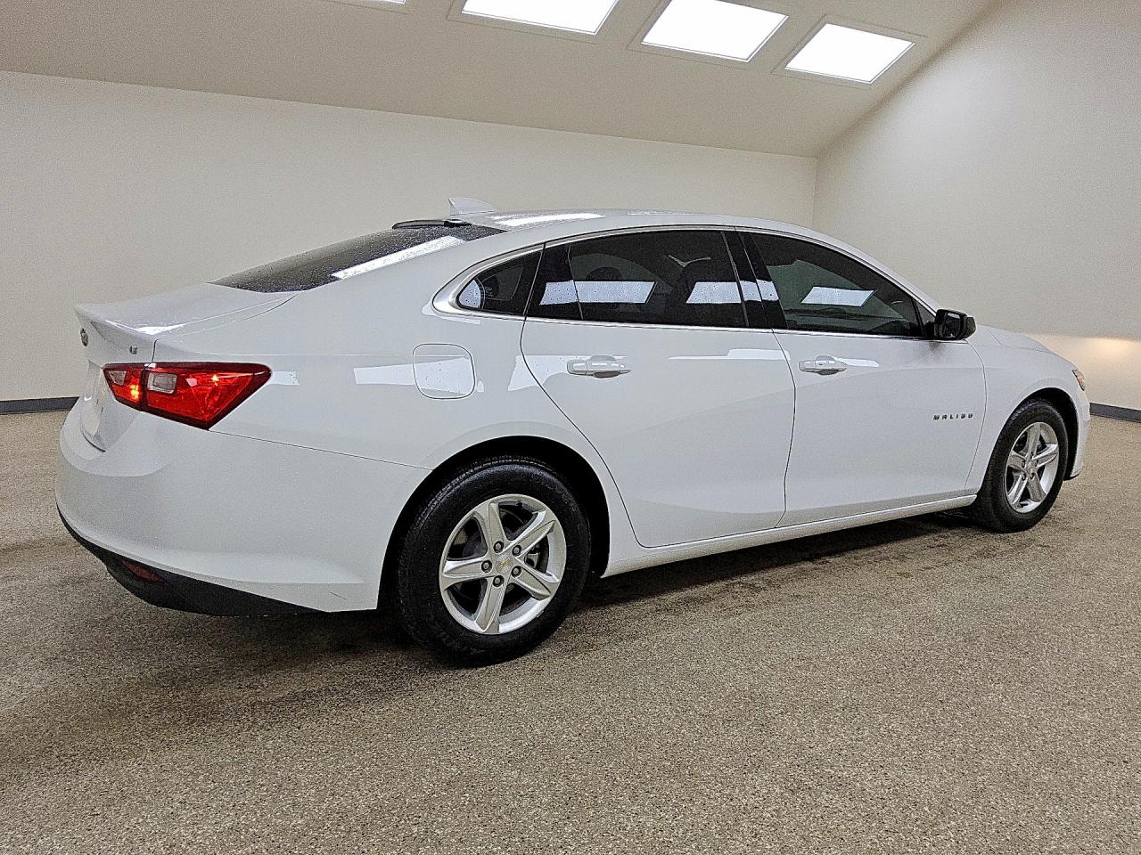 2023 CHEVROLET MALIBU LT — снимка 3