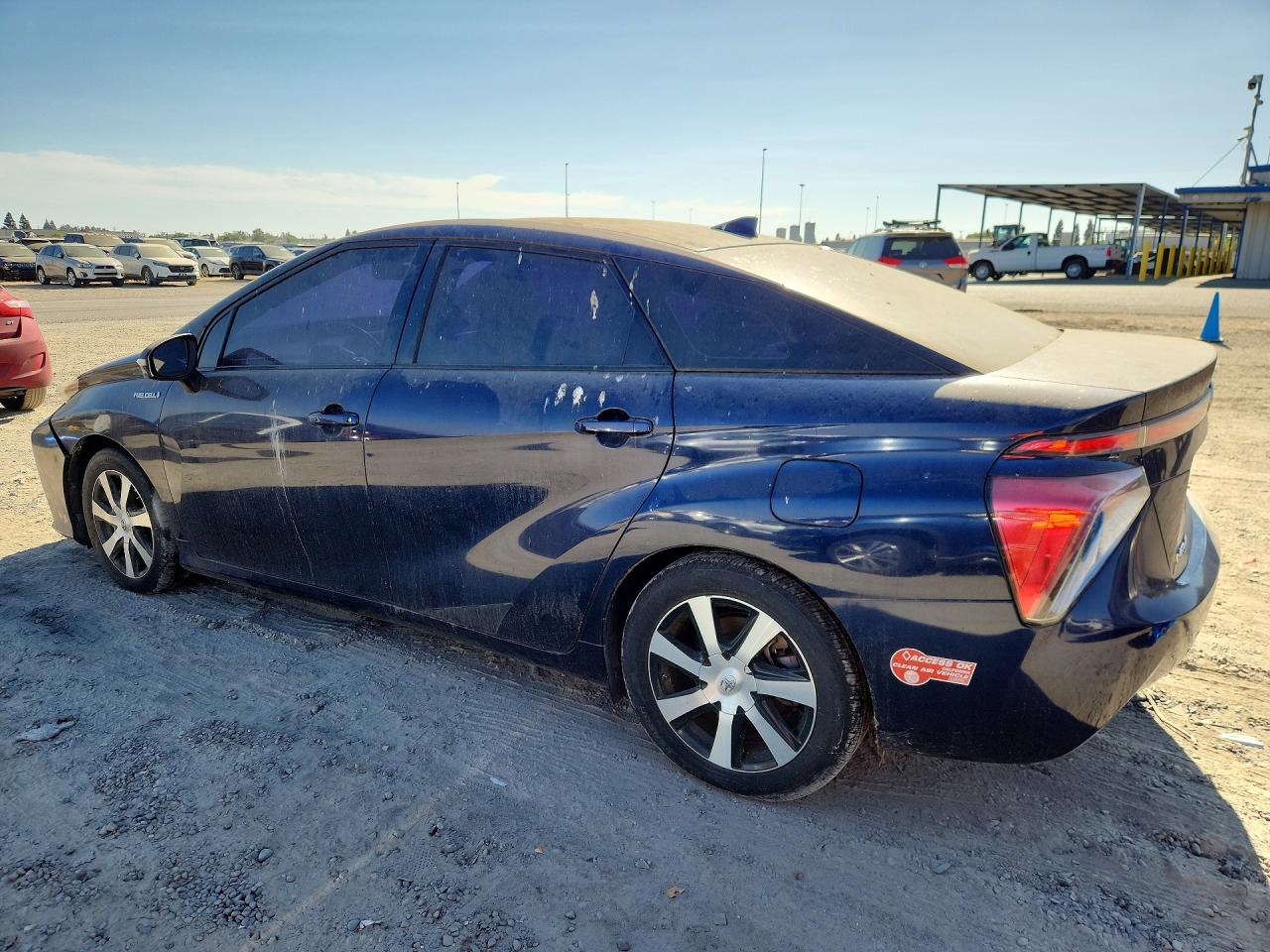 2017 TOYOTA MIRAI BASE — снимка 2