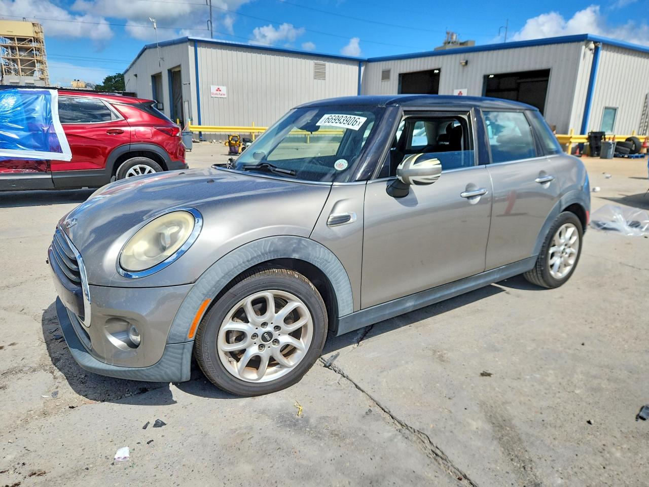 2018 MINI COOPER