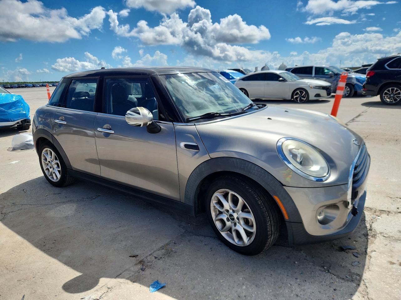 2018 MINI COOPER — снимка 4