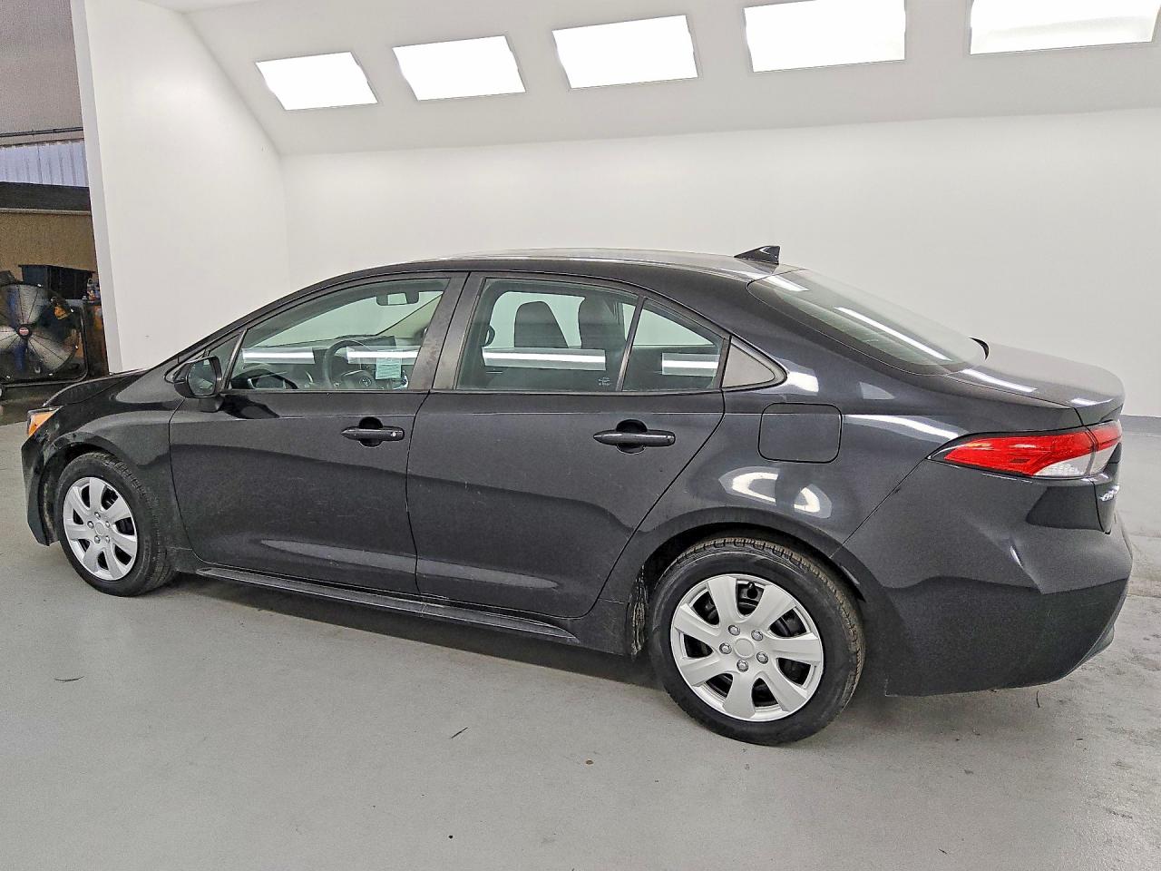 2021 TOYOTA COROLLA LE — снимка 2