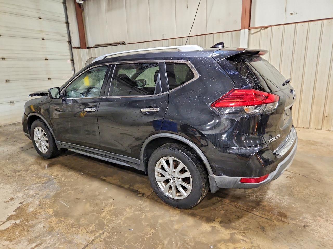 2017 NISSAN ROGUE SV — снимка 2