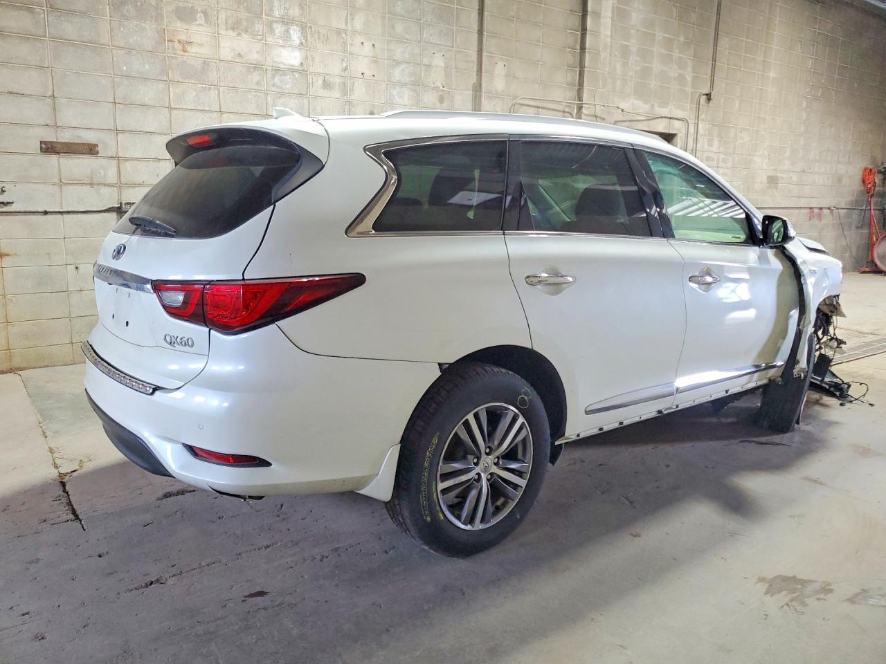 2019 INFINITI QX60 LUXE — снимка 3