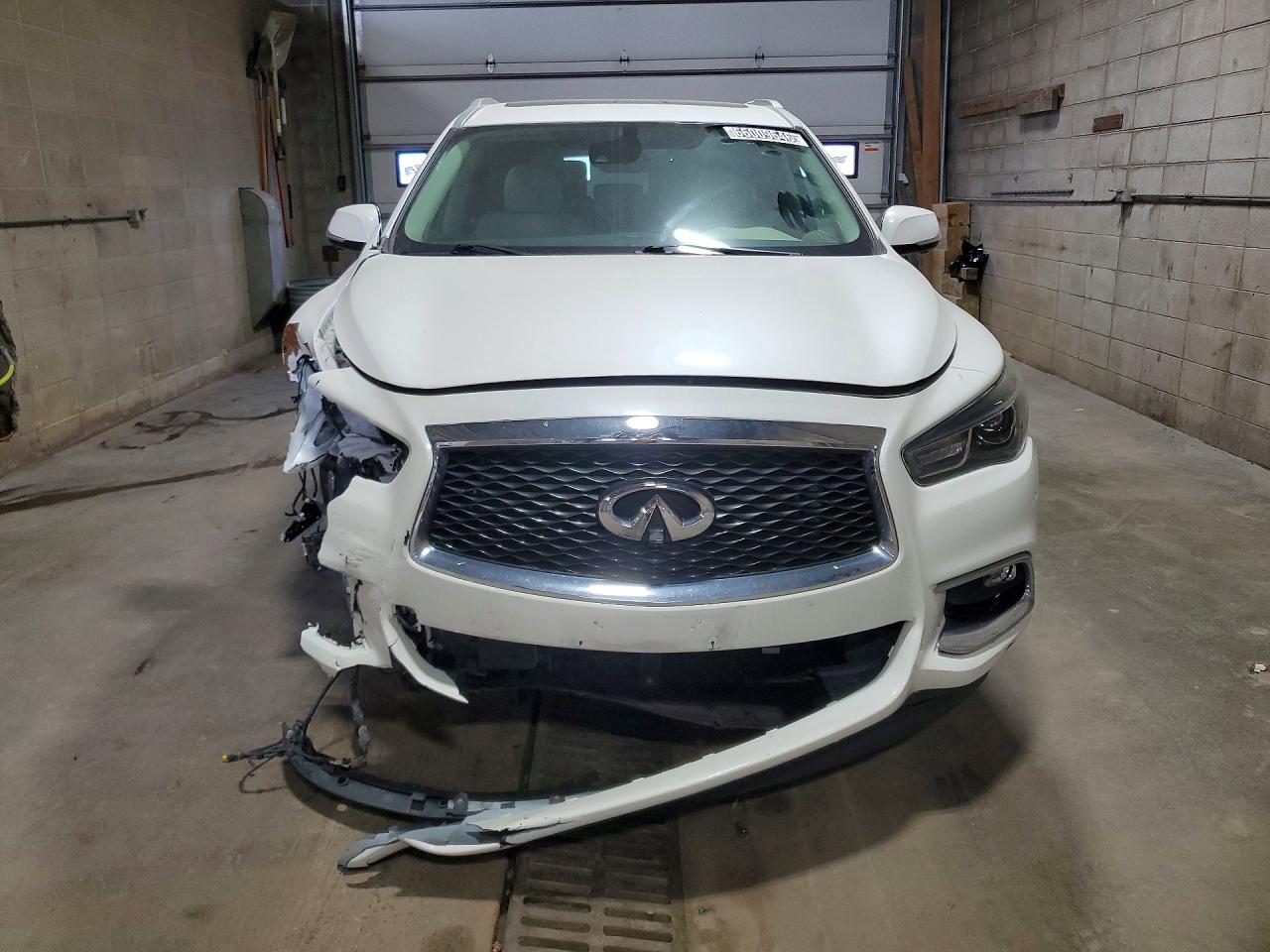 2019 INFINITI QX60 LUXE — снимка 5